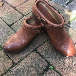 Beautiful Frye Mules